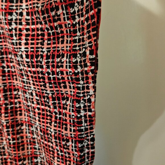 NWOT NY Collection Extended Sleeve Top with Grommets Rose Black Evolre Plaid 2X - Picture 8 of 8